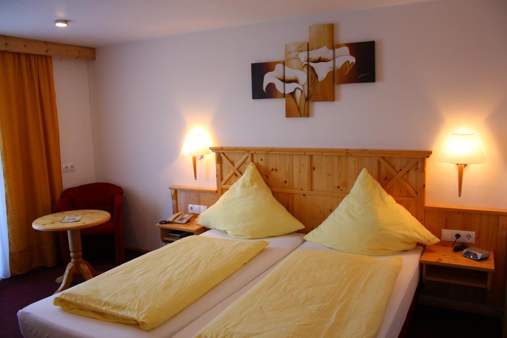 Hotel-Landgasthof Ploss Schonwald  Chambre photo
